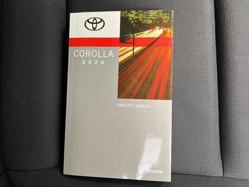 Used 2024 Toyota Corolla LE FWD image 29
