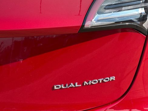 Used 2018 Tesla Model 3 Long Range image 32