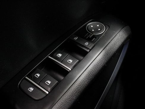 Used 2024 Kia Soul LX w/ Option Group 015 FWD image 25