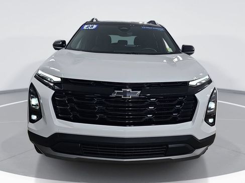 Certified 2025 Chevrolet Equinox LT w/ Convenience Package II AWD/4WD image 10