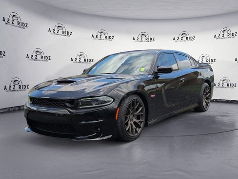 Used 2022 Dodge Charger Scat Pack RWD image 3