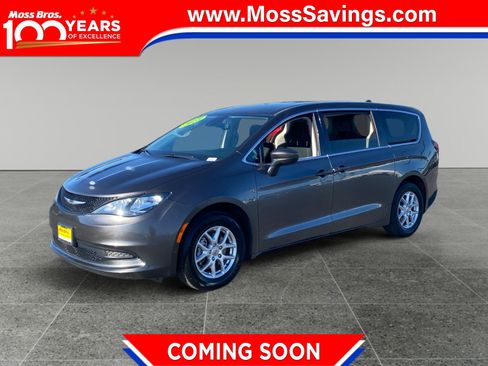 Used 2023 Chrysler Voyager LX FWD image 1
