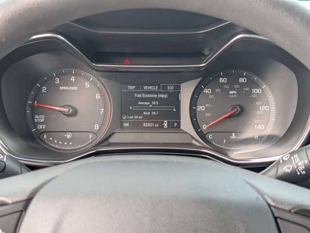 Used 2023 Chevrolet TrailBlazer LT FWD image 25