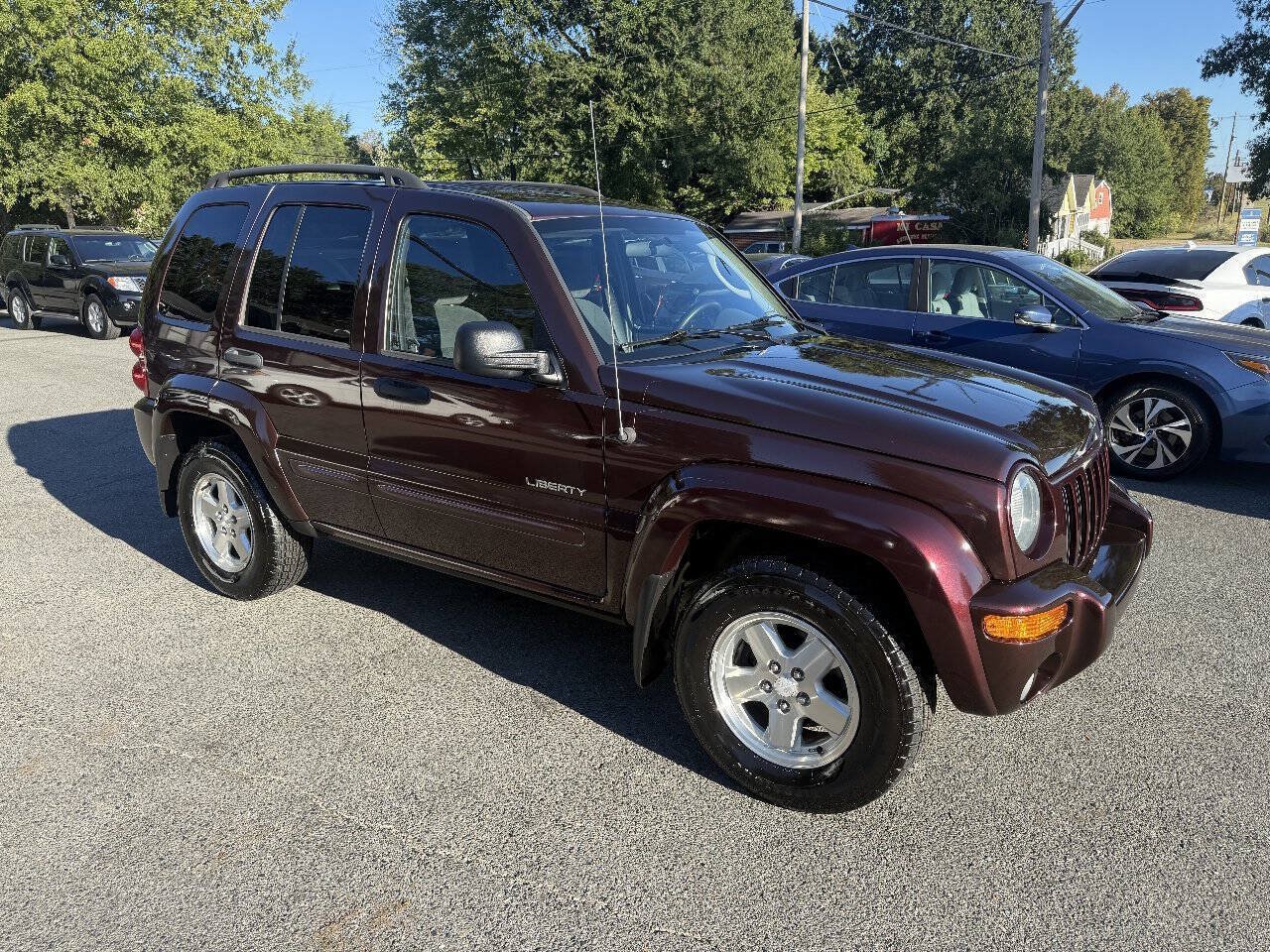 Used 2004 Jeep Liberty Limited RWD image 3