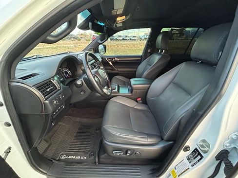 Used 2022 Lexus GX 460 w/ Black Line Special Edition image 12