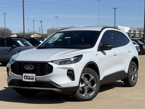 New 2026 Ford Escape ST-Line w/ Tech Pack #1 image 2