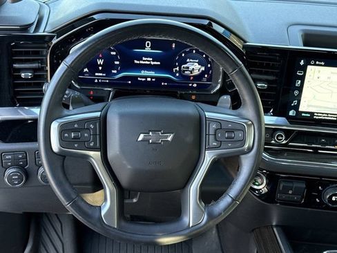 Used 2024 Chevrolet Silverado 1500 LT Trail Boss AWD/4WD image 15