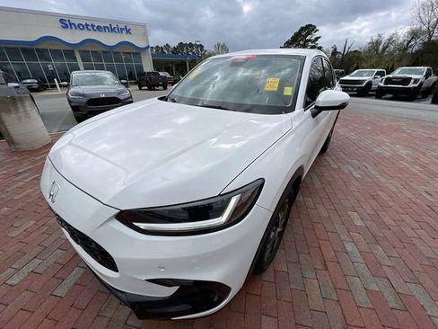 Certified 2024 Honda HR-V EX-L image 7