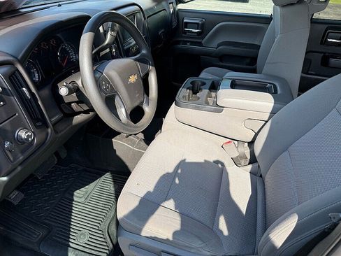 Used 2018 Chevrolet Silverado 1500 Custom w/ Custom Value Package AWD/4WD image 37