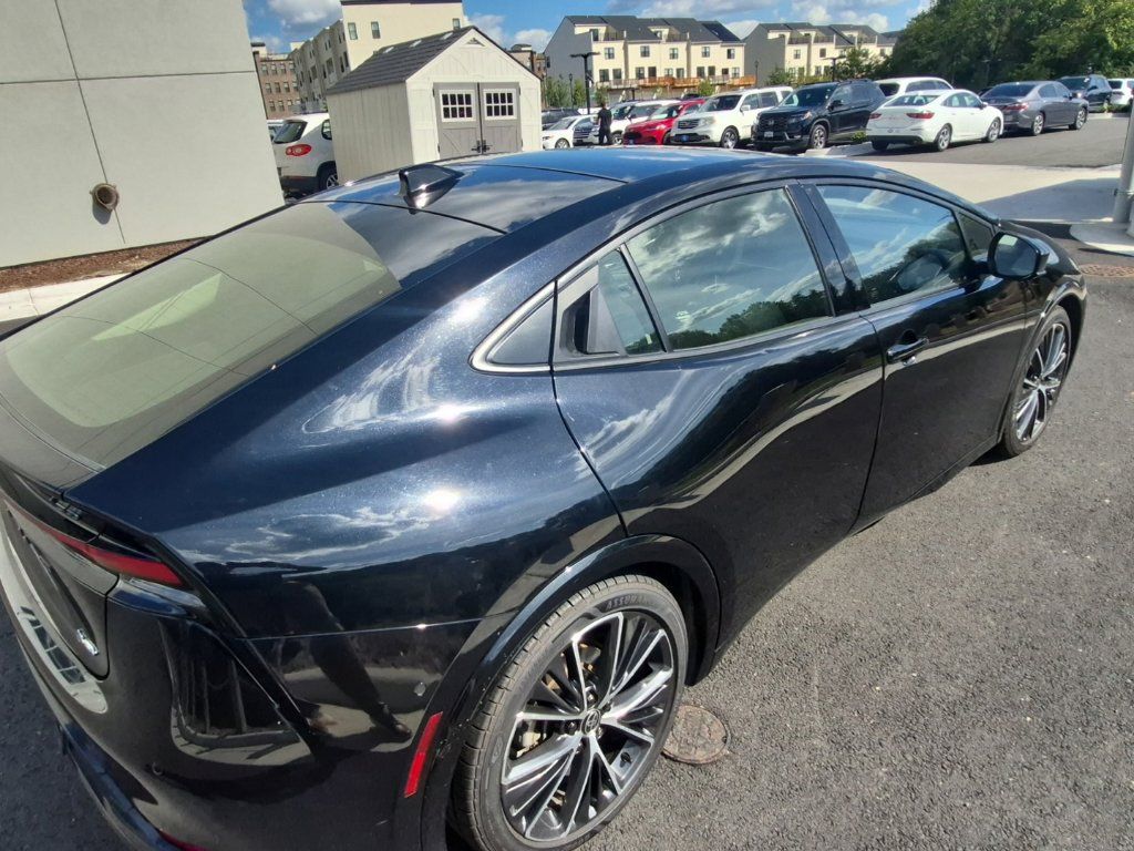 Used 2024 Toyota Prius Limited w/ Limited Premium Package FWD image 3