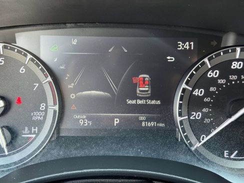 Used 2021 Toyota Highlander XSE AWD/4WD image 13