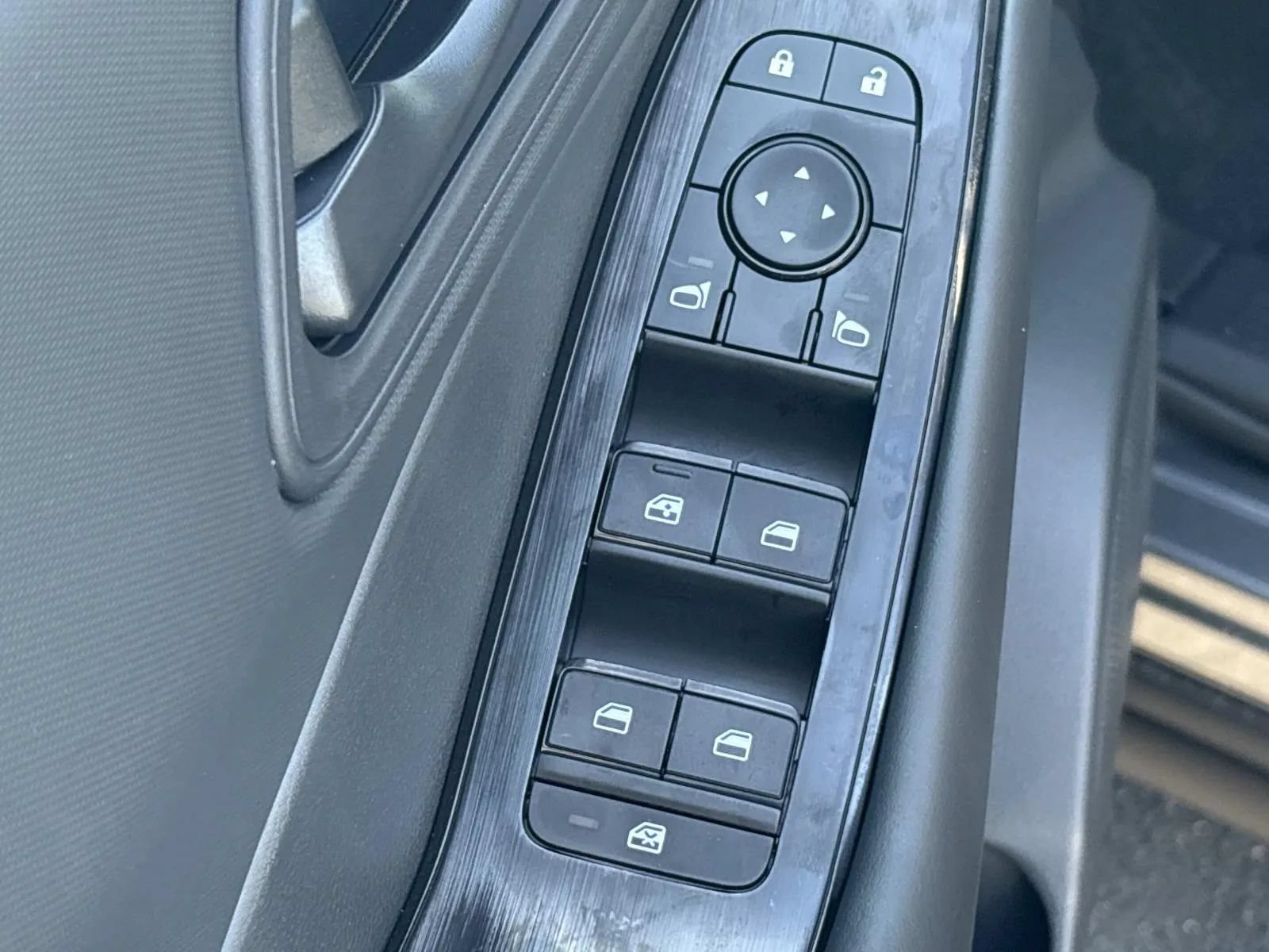 New 2026 Nissan Rogue S FWD image 21