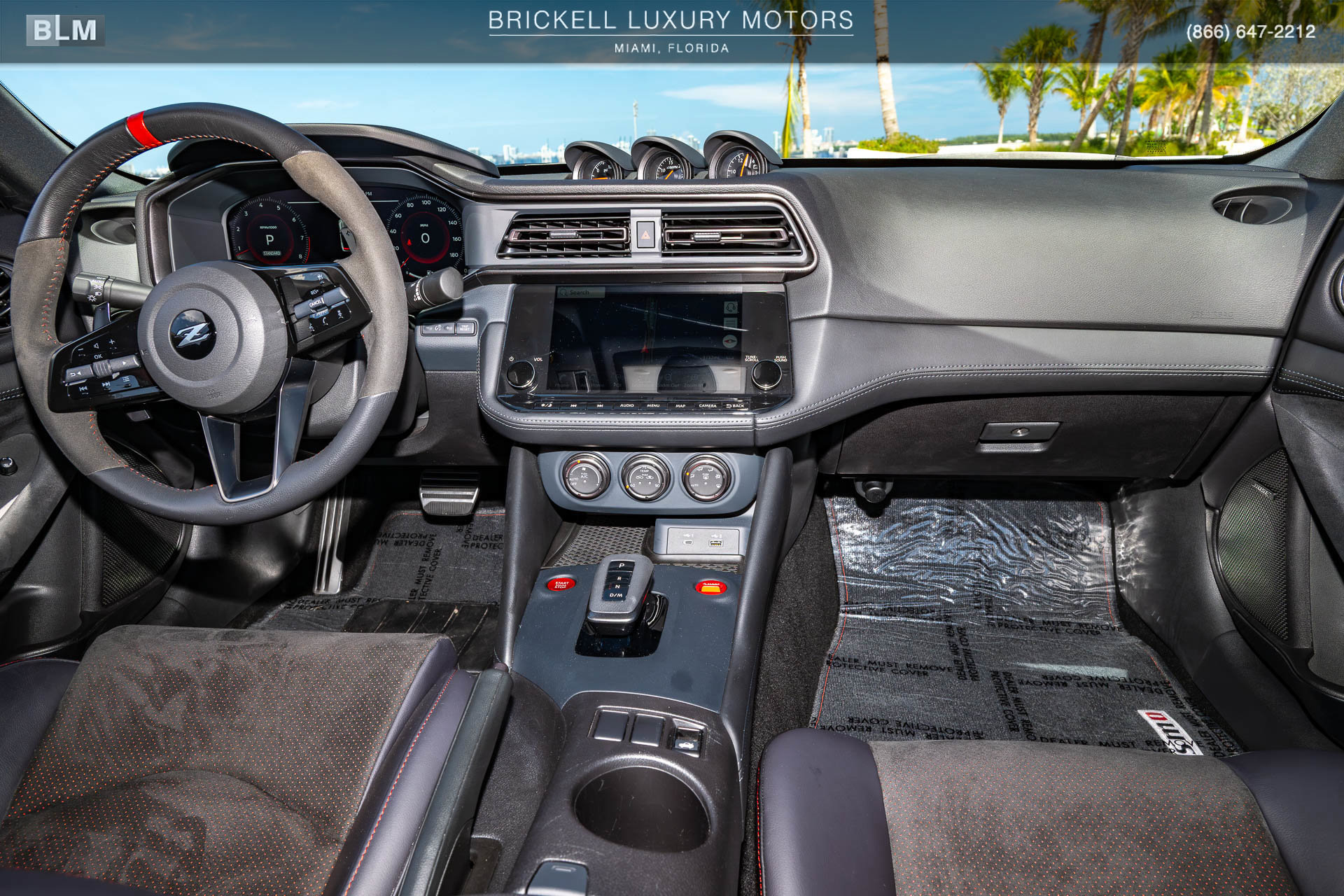 Used 2025 Nissan Z NISMO w/ Floor Mat Package RWD image 10