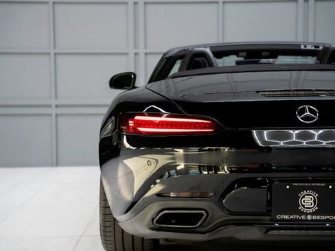 Used 2018 Mercedes-Benz AMG GT Roadster w/ Lane Tracking Package image 17