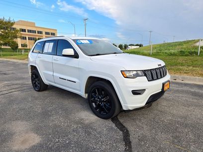 Used 2022 Jeep Grand Cherokee Laredo X