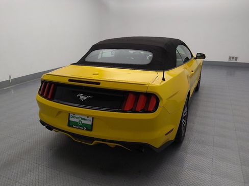 Used 2016 Ford Mustang Premium image 7