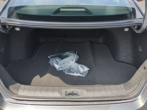 New 2026 Nissan Sentra SR w/ Floor Mat Package FWD image 26