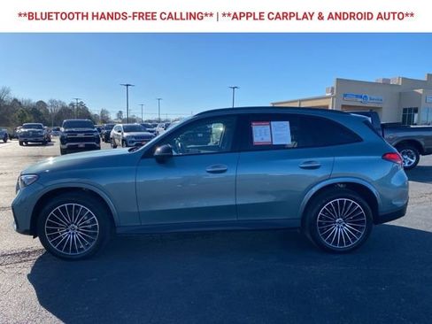 Used 2025 Mercedes-Benz GLC 300 4MATIC image 5