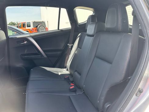 Used 2018 Toyota RAV4 SE w/ Power Extra Value Package AWD/4WD image 15