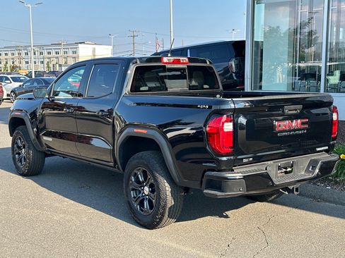 Used 2024 GMC Canyon Elevation w/ Elevation Premium Package AWD/4WD image 7