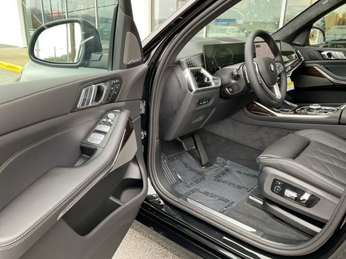 Used 2026 BMW X7 xDrive40i w/ Executive Package AWD/4WD image 30
