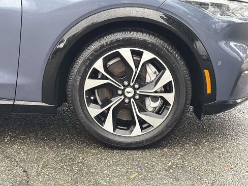 Used 2021 Ford Mustang Mach-E Premium image 33