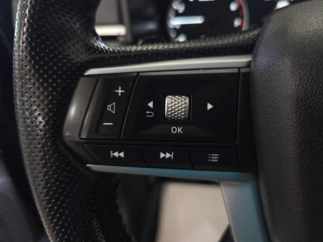 Used 2024 Mitsubishi Outlander SE AWD/4WD image 15