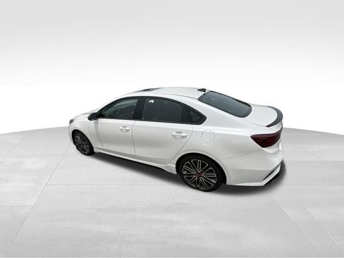 Used 2023 Kia Forte GT w/ GT2 Package FWD image 9