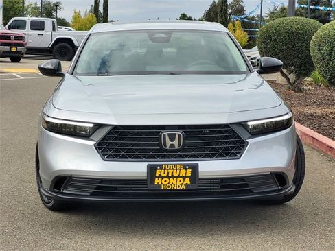 New 2025 Honda Accord SE image 2