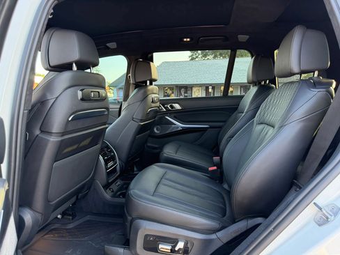 Used 2024 BMW ALPINA XB7 AWD/4WD image 25