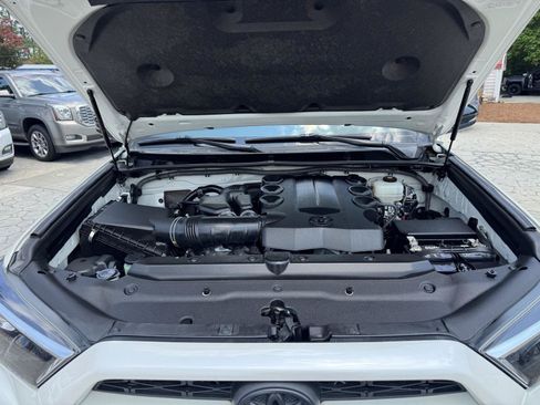 Used 2019 Toyota 4Runner Limited AWD/4WD image 20