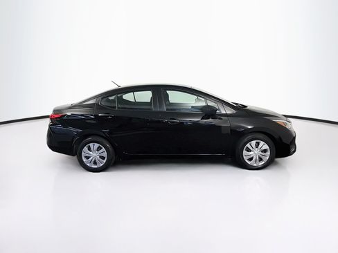 Used 2025 Nissan Versa S FWD image 10