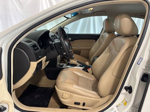 Used 2010 Mercury Milan Premier image 12