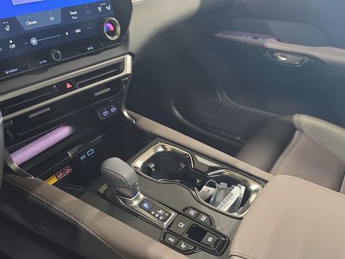 New 2026 Lexus RX 450h AWD w/ Convenience Package image 25