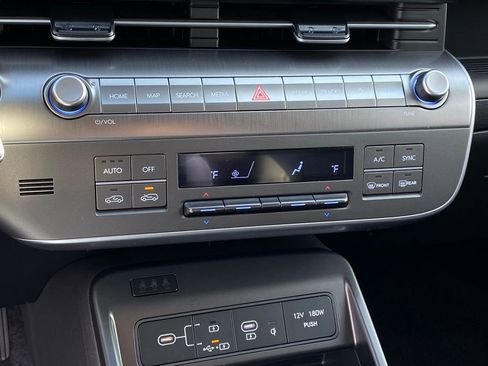 New 2026 Hyundai Kona SEL Premium image 18