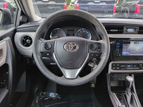 Used 2019 Toyota Corolla LE FWD image 15