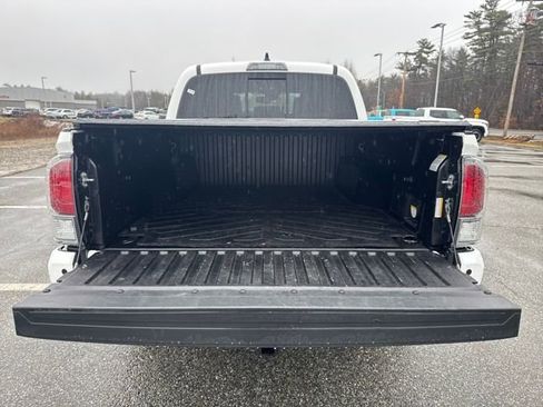 Used 2023 Toyota Tacoma TRD Sport w/ Technology Package AWD/4WD image 13