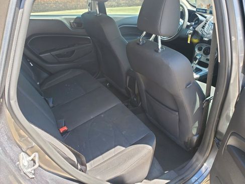 Used 2018 Ford Fiesta SE FWD image 7