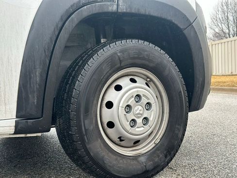 Used 2023 RAM ProMaster 2500 image 8