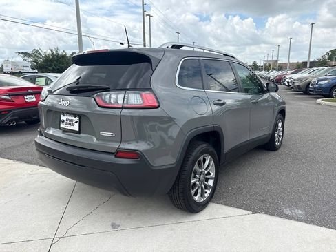 Used 2020 Jeep Cherokee Latitude Plus FWD image 5