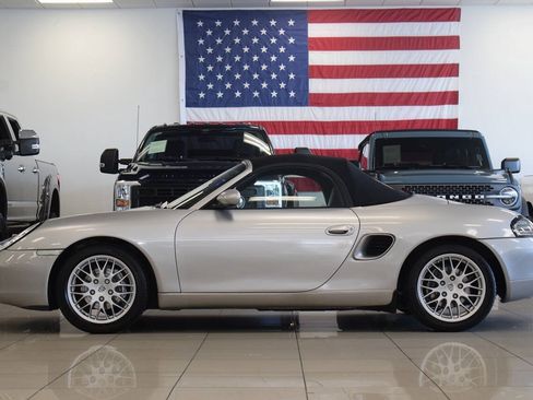 Used 2002 Porsche Boxster RWD image 4