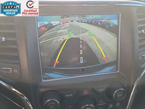 Certified 2018 Jeep Grand Cherokee Limited image 32