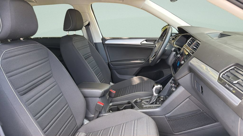 Used 2024 Volkswagen Tiguan S AWD/4WD image 37