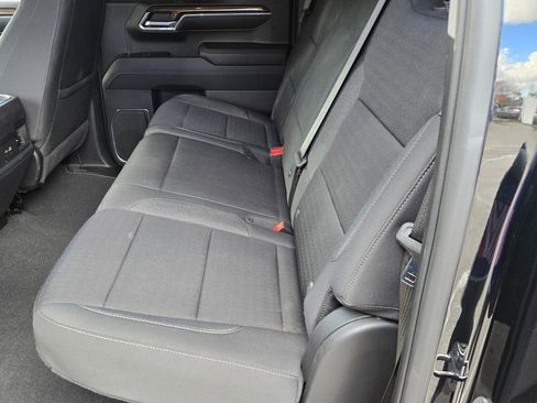 Used 2024 Chevrolet Silverado 1500 LT Trail Boss image 12