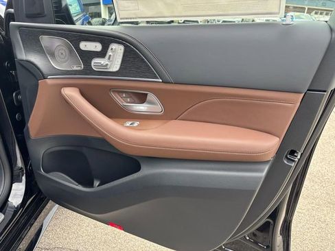 New 2026 Mercedes-Benz GLE 63 AMG S image 16
