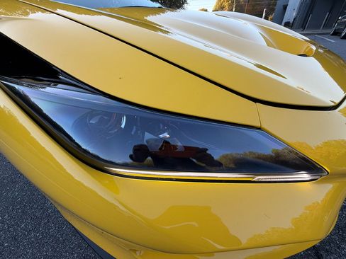 Used 2021 Ferrari F8 Tributo image 31