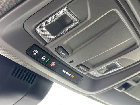 Used 2025 Chevrolet Silverado 1500 LT image 24