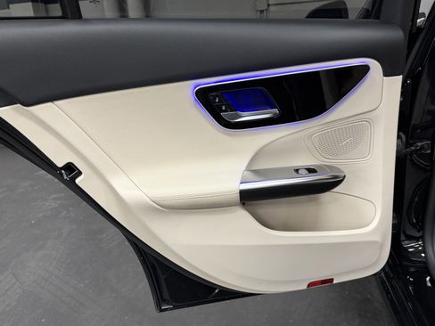 Used 2022 Mercedes-Benz C 300 Sedan image 38