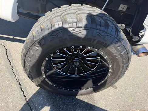 Used 2014 Toyota Tacoma PreRunner w/ TRD Sport Package RWD image 47