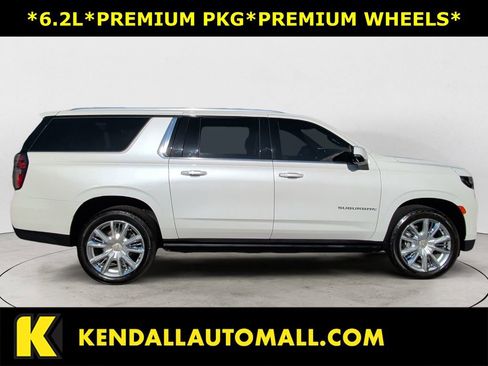 Used 2021 Chevrolet Suburban High Country AWD/4WD image 6